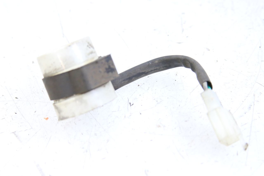 photo de RELE INTERMITENTES RAZZO STEED 125 (2012 - 2018) - Detalle de la pieza