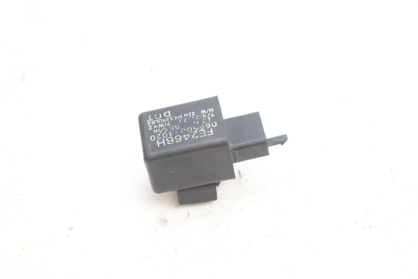 photo de RELE INTERMITENTES KYMCO SUPER 8 2T 50 (2007 - 2013) - Detalle de la pieza
