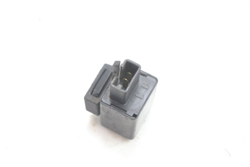 photo de RELE INTERMITENTES KYMCO SUPER 8 2T 50 (2007 - 2013) - Otra perspectiva
