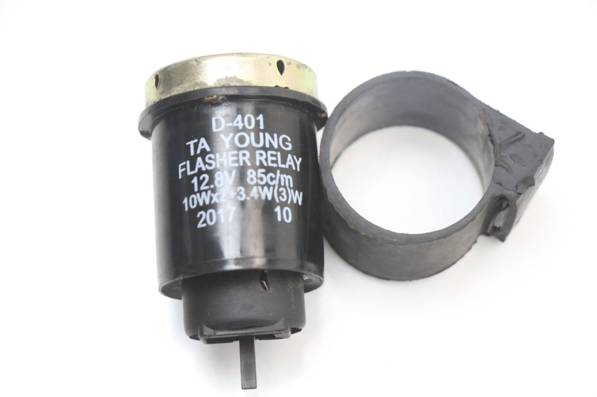 photo de RELE INTERMITENTES KYMCO SUPER 8 4T 50 (2018 - 2020) - Vista principal