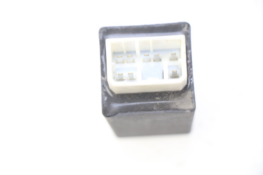 photo de CENTRALITA DE INTERMITENTES APRILIA SXR 50 (2021 - 2023) - Detalle de la pieza