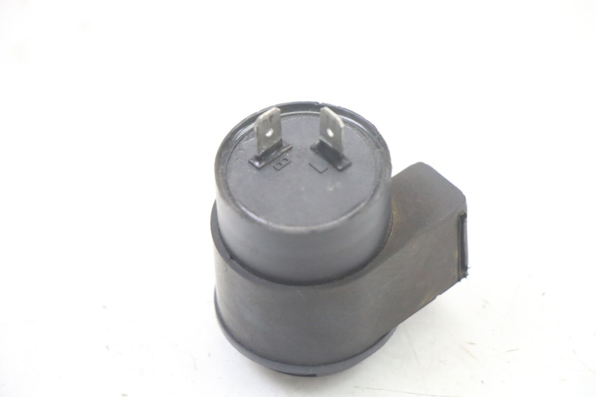 photo de RELÉ INTERMITENTE SYM JET 14 4T 50 (2018 - 2022) - Otra perspectiva