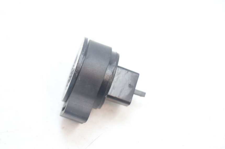photo de RELE INTERMITENTES PEUGEOT TREKKER TKR 50 (2005 - 2014) - Detalle de la pieza
