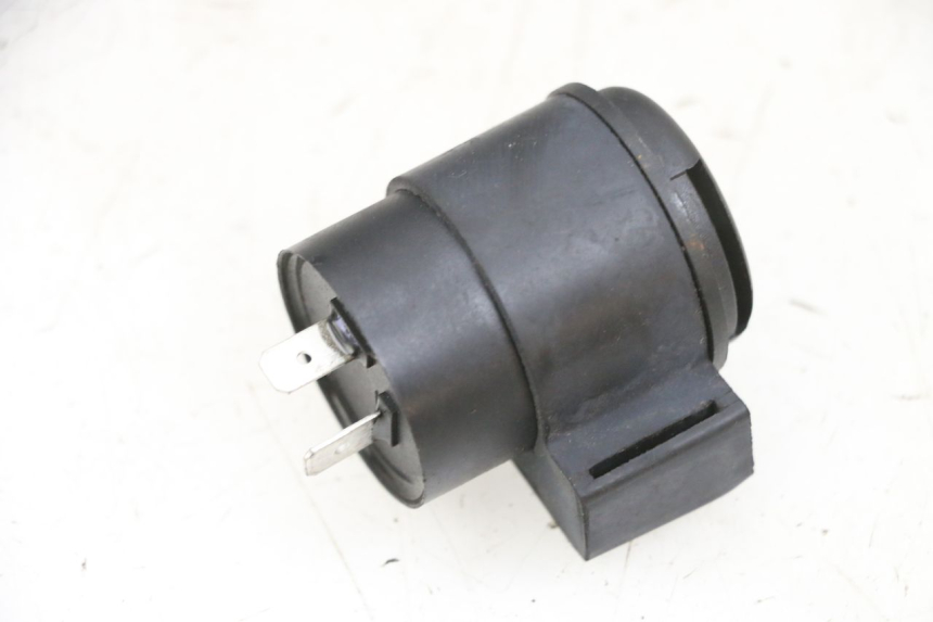 photo de RELE INTERMITENTES PEUGEOT TWEET PRO EFI 4T 50 (2021 - 2022) - Zoom estado de uso