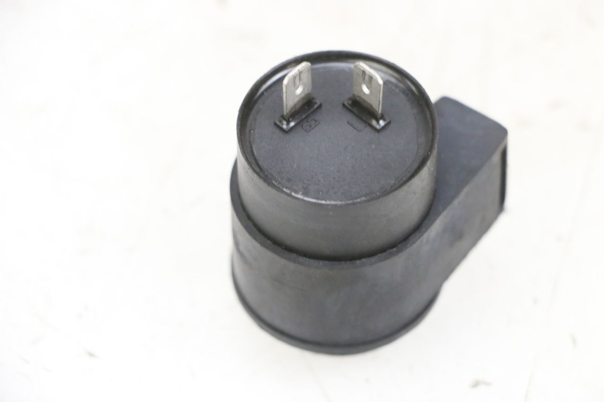 photo de RELE INTERMITENTES PEUGEOT TWEET PRO EFI 4T 50 (2021 - 2022) - Otra perspectiva