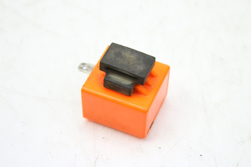 photo de CENTRALITA DE INTERMITENTES KEEWAY TX 50 (2008 - 2015) - Otra perspectiva