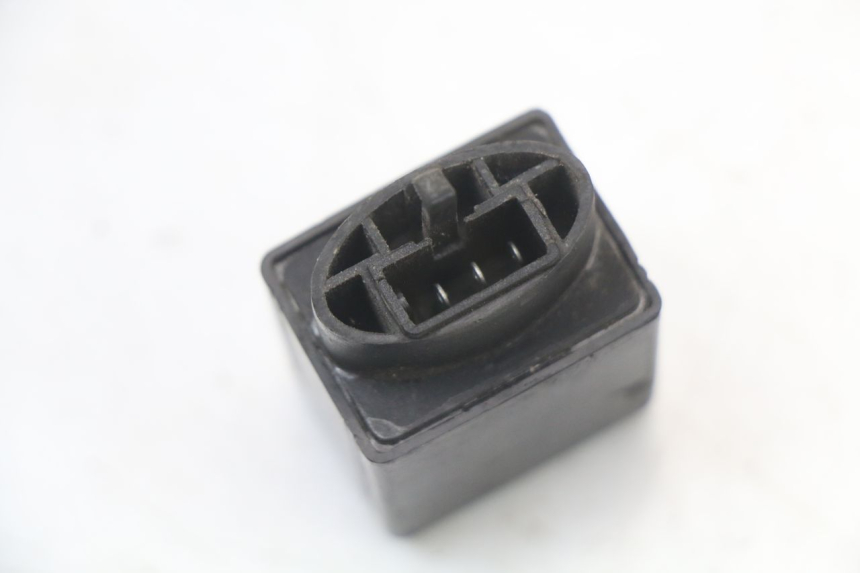 photo de Relé intermitente BEELINE VELOCE 4T 50 (2011 - 2020) - Otra perspectiva