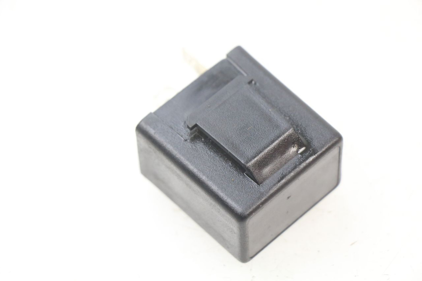 photo de RELE INTERMITENTES PIAGGIO VESPA GTS IE ABS 300 (2016 - 2018) - Detalle de la pieza