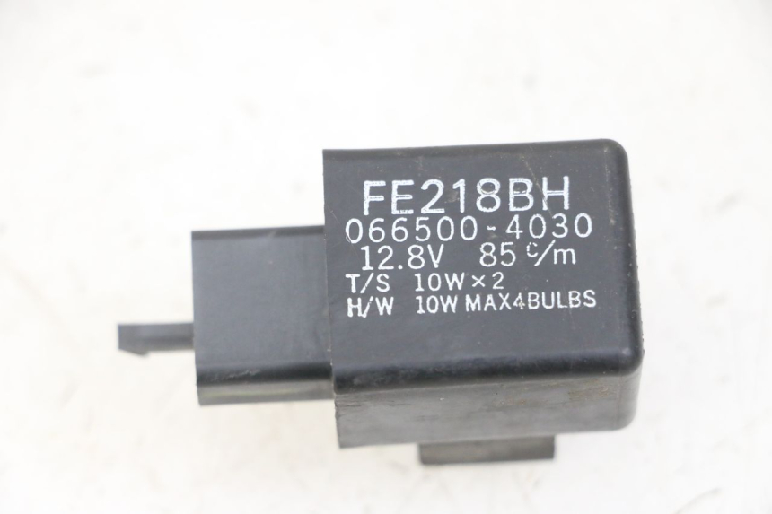 photo de RELE INTERMITENTES YAMAHA XJ6 ABS 600 (2008 - 2016) - Vista principal