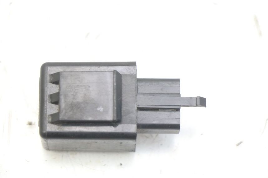 photo de RELE INTERMITENTES YAMAHA XP T-MAX TMAX 500 (2004 - 2007) - Zoom estado de uso