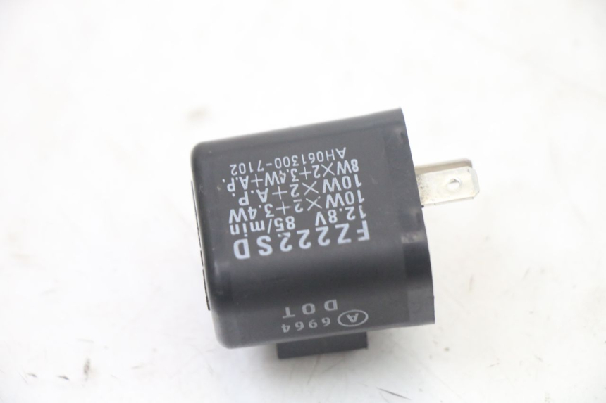 photo de RELE INTERMITENTE YAMAHA NEOS NEO'S 4T 50 (2008 - 2016) - Detalle de la pieza