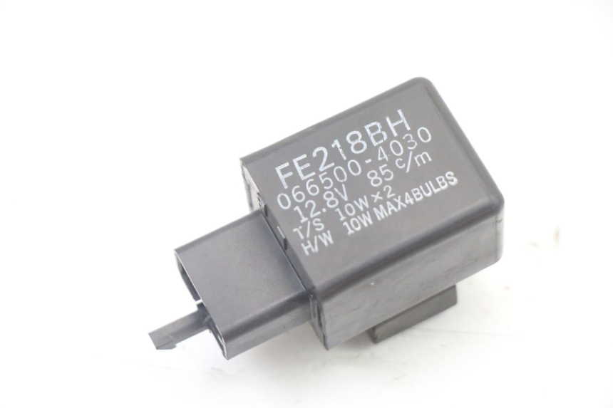 photo de RELE INTERMITENTES YAMAHA XJ6 600 (2008 - 2016) - Vista principal