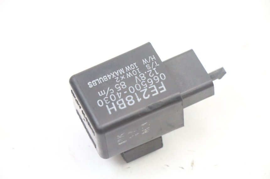 photo de RELE INTERMITENTES YAMAHA XJ6 600 (2008 - 2016) - Detalle de la pieza