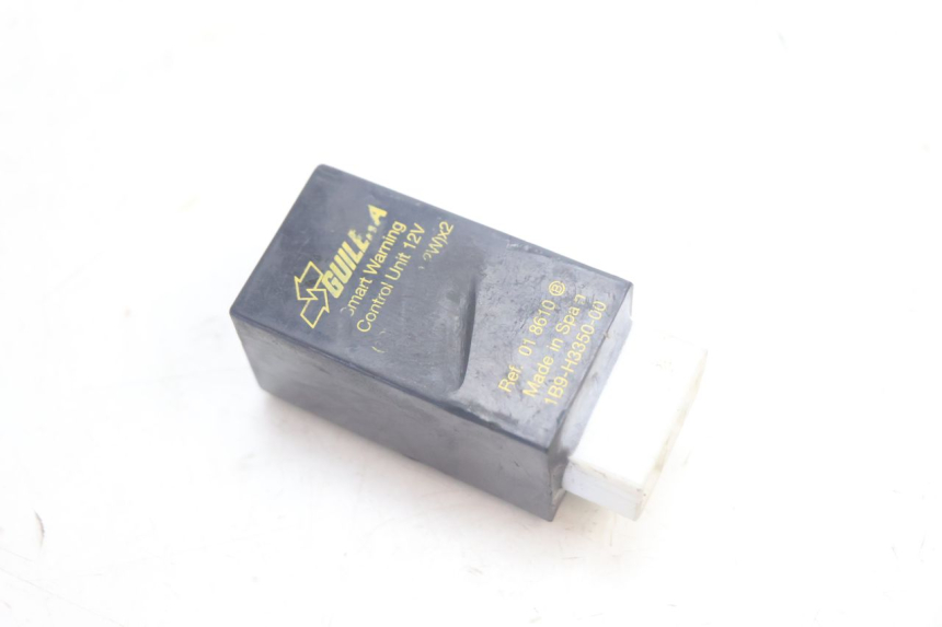 photo de RELE INTERMITENTE YAMAHA YP MAJESTY 125 (2002 - 2006) - Vista principal