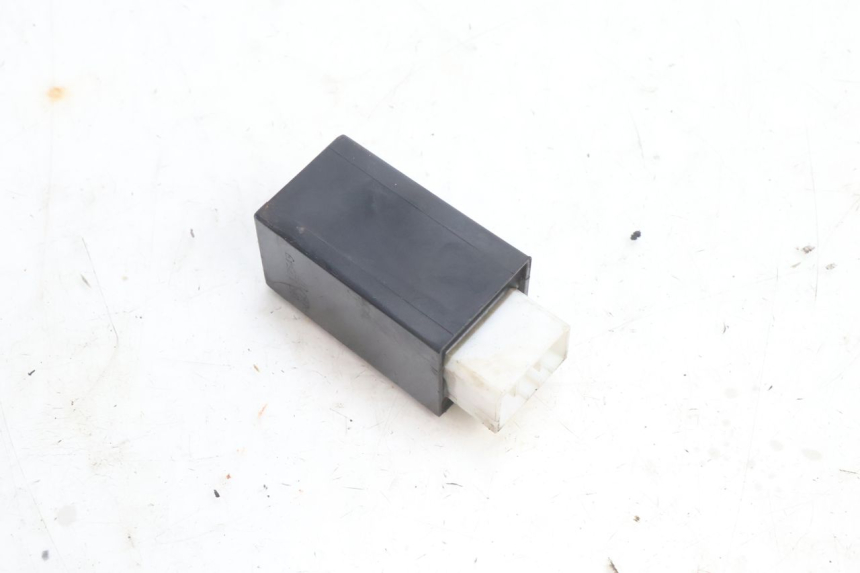photo de RELE INTERMITENTE YAMAHA YP MAJESTY 125 (2007 - 2010) - Detalle de la pieza
