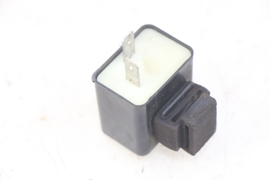 photo de RELE INTERMITENTE PIAGGIO ZIP 4T 50 (2018 - 2020) - Zoom estado de uso