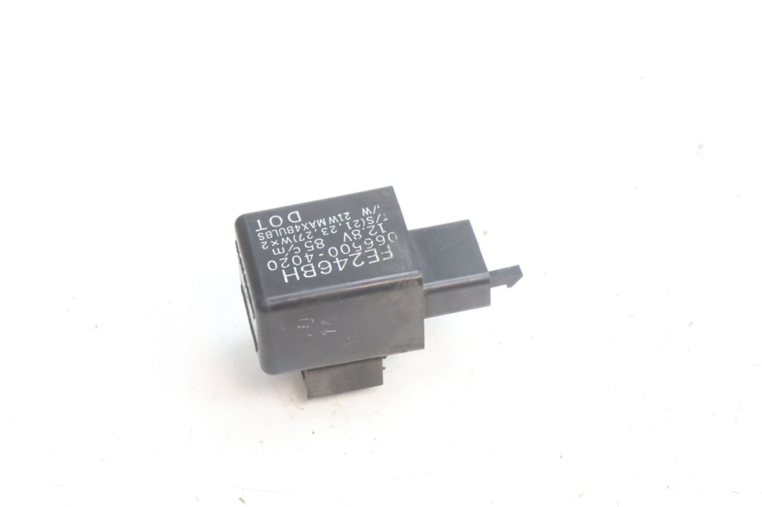 photo de RELE INTERMITENTES KAWASAKI ZZR 600 (1995 - 2004) - Detalle de la pieza