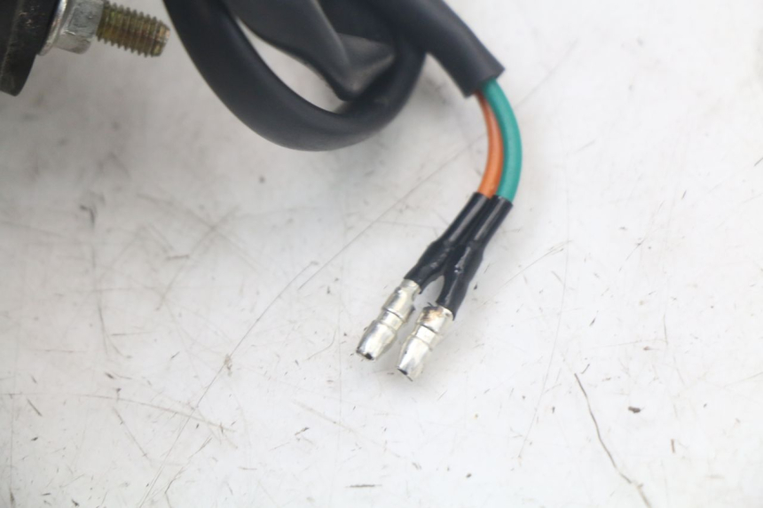 photo de INTERMITENTE TRASERO KYMCO AGILITY 4T 50 (2018 - 2022) - Estado de la superficie y material