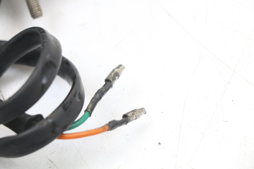 photo de TRASERO INTERMITENTE KYMCO AGILITY FR 2T 50 (2012 - 2017) - Primer plano técnico