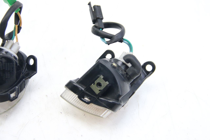 photo de INTERMITENTE TRASERO ECCITY ARTELEC 670 1 (2013 - 2017) - Marcados y referencias originales