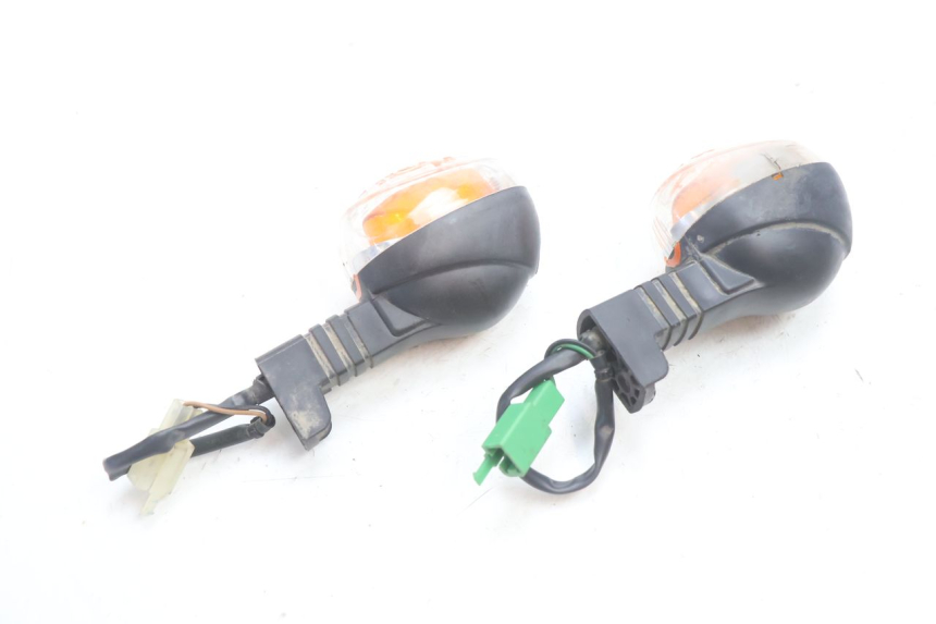 photo de TRASERO INTERMITENTE MBK BOOSTER SPIRIT 50 (2004 - 2017) - Detalle de la pieza