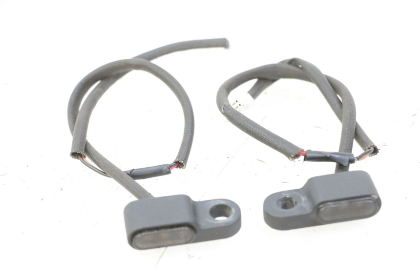 photo de TRASERO INTERMITENTE DERBI SENDA SM DRD X-TREME 50 (2011 - 2017) - Vista principal