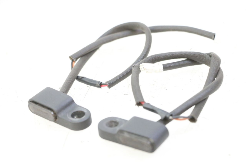 photo de TRASERO INTERMITENTE DERBI SENDA SM DRD X-TREME 50 (2011 - 2017) - Detalle de la pieza