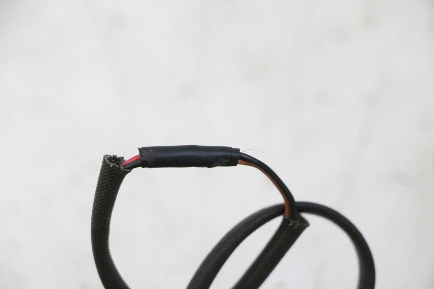 photo de TRASERO INTERMITENTE DERBI SENDA SM DRD X-TREME 50 (2011 - 2017) - Detalles de los puntos de fijación