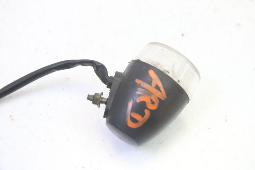 photo de INTERMITENTE TRASERO DERECHO KYMCO AGILITY 4T 50 (2005 - 2018) - Primer plano técnico