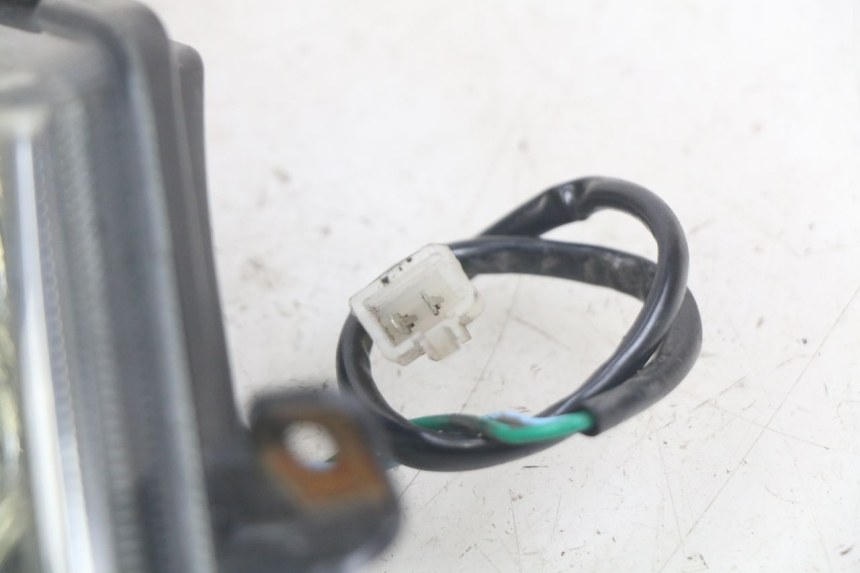 photo de INTERMITENTE TRASERO DERECHO NECO ALEXONE 125 (2017 - 2024) - Otra perspectiva