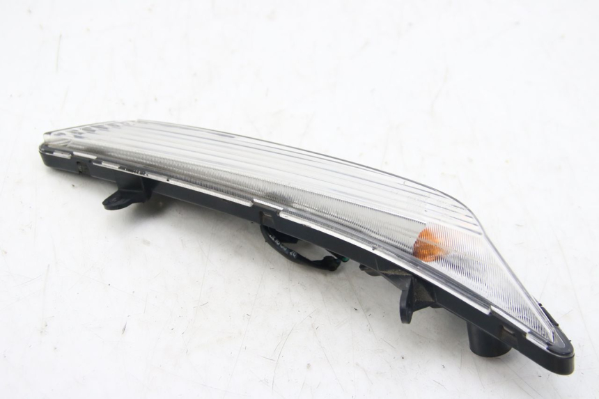 photo de INTERMITENTE TRASERO DERECHO ECCITY ARTELEC 670 1 (2013 - 2017) - Detalle de la pieza