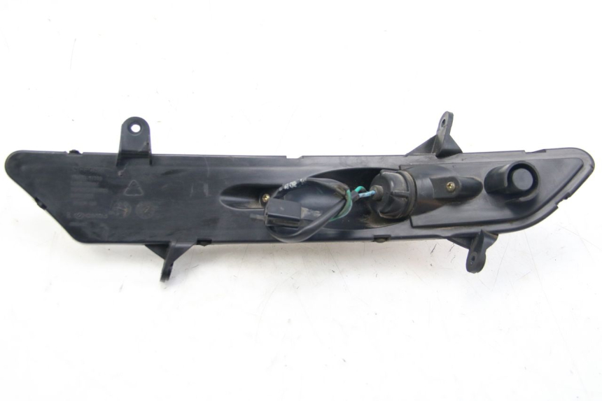 photo de INTERMITENTE TRASERO DERECHO ECCITY ARTELEC 670 1 (2013 - 2017) - Detalles de los puntos de fijación