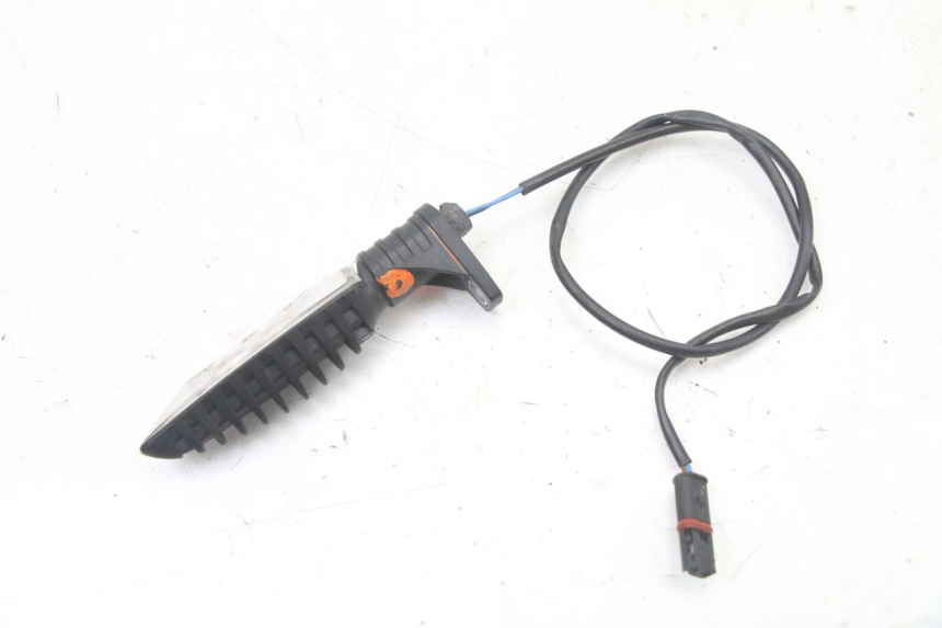 photo de TRASERO DERECHO INTERMITENTE BMW S RR ABS S1000RR 1000 (2015 - 2018) - Zoom estado de uso