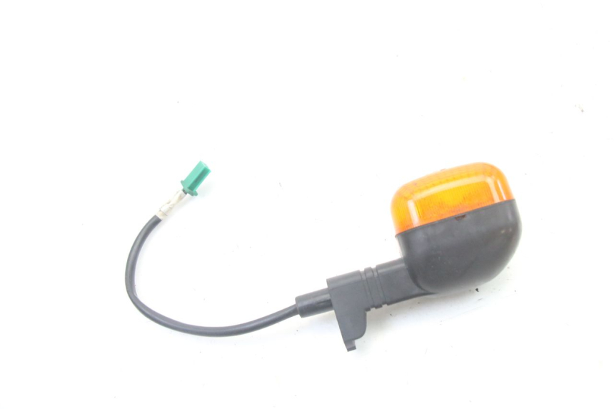 photo de INTERMITENTE TRASERO DERECHO YAMAHA BW'S BWS 125 (2010 - 2013) - Otra perspectiva