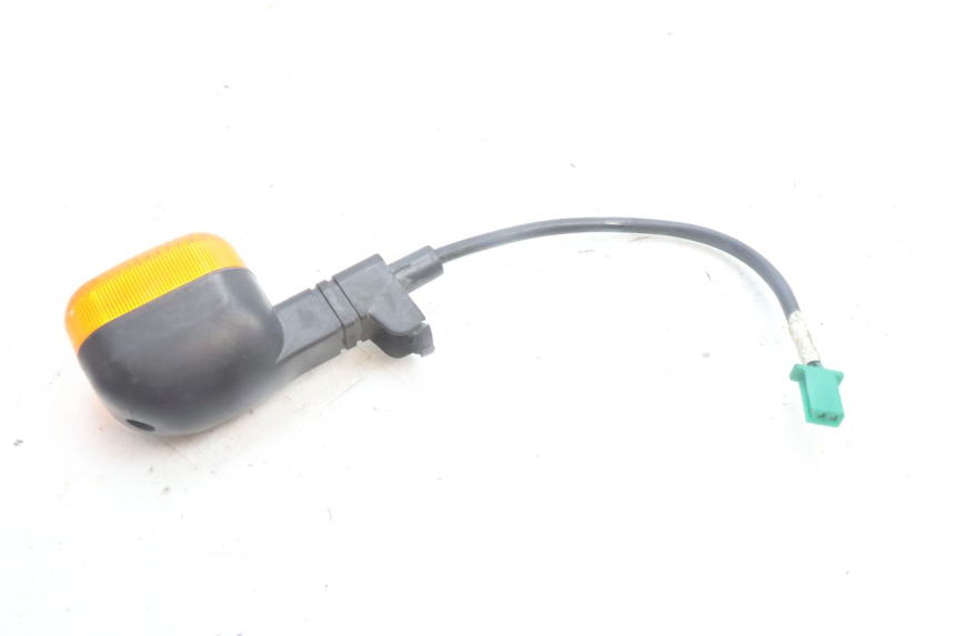 photo de INTERMITENTE TRASERO DERECHO YAMAHA BW'S BWS 125 (2010 - 2013) - Zoom estado de uso