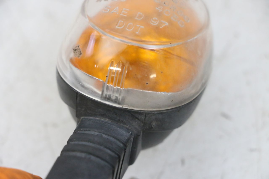 photo de TRASERO DERECHO INTERMITENTE YAMAHA BW'S EASY 50 (2013 - 2016) - Otra perspectiva