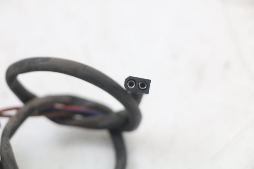 photo de INTERMITENTE TRASERO DERECHO BMW C1 125 (2000 - 2003) - Estado de la superficie y material