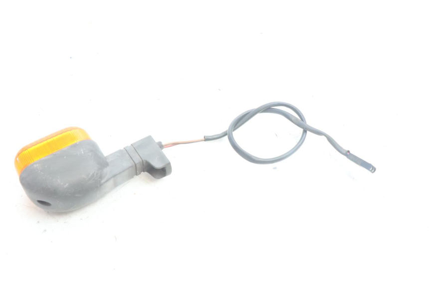 photo de INTERMITENTE TRASERO DERECHO BMW C1 125 (2000 - 2003) - Zoom estado de uso