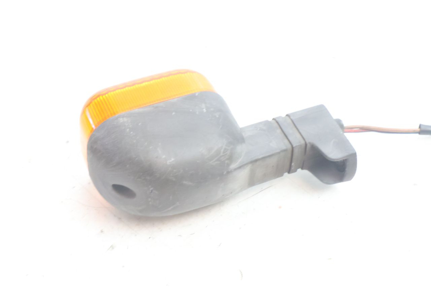 photo de INTERMITENTE TRASERO DERECHO BMW C1 125 (2000 - 2003) - Otra perspectiva