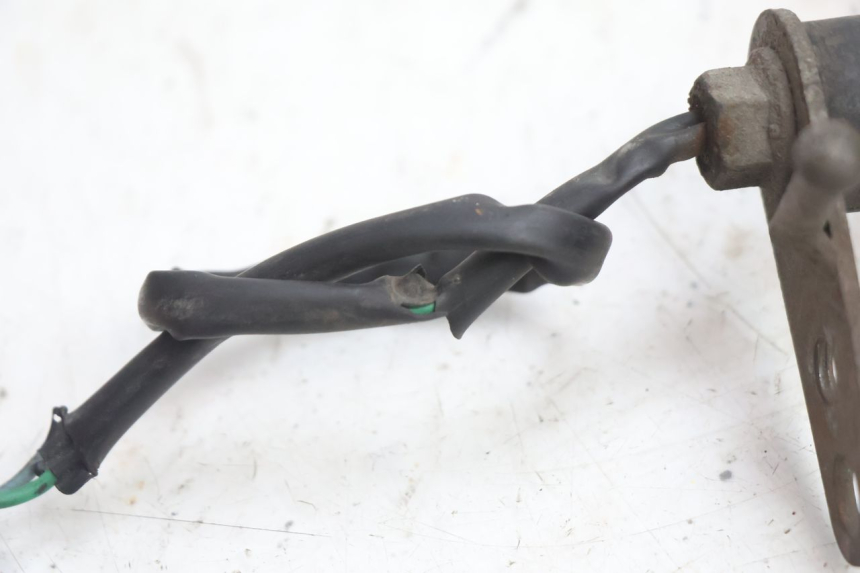 photo de TRASERO DERECHO INTERMITENTE HONDA CB TWO FIFTY 250 (1991 - 2002) - Recambio usado revisado