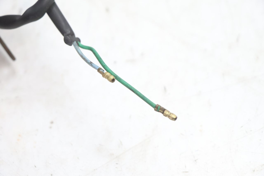 photo de TRASERO DERECHO INTERMITENTE HONDA CB TWO FIFTY 250 (1991 - 2002) - Marcados y referencias originales