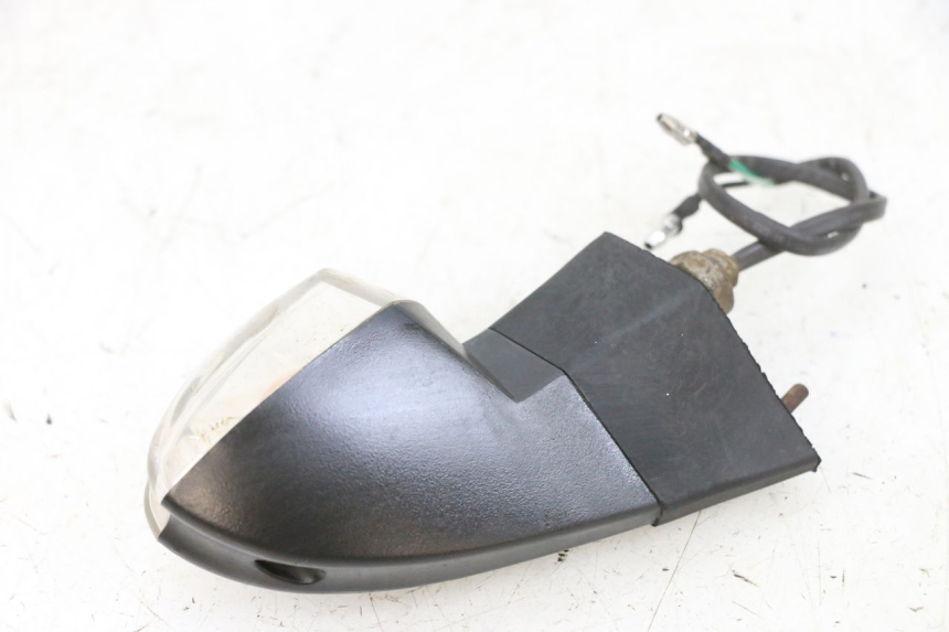 photo de TRASERO DERECHO INTERMITENTE KSR CODE 125 (2018 - 2020) - Detalles de los puntos de fijación