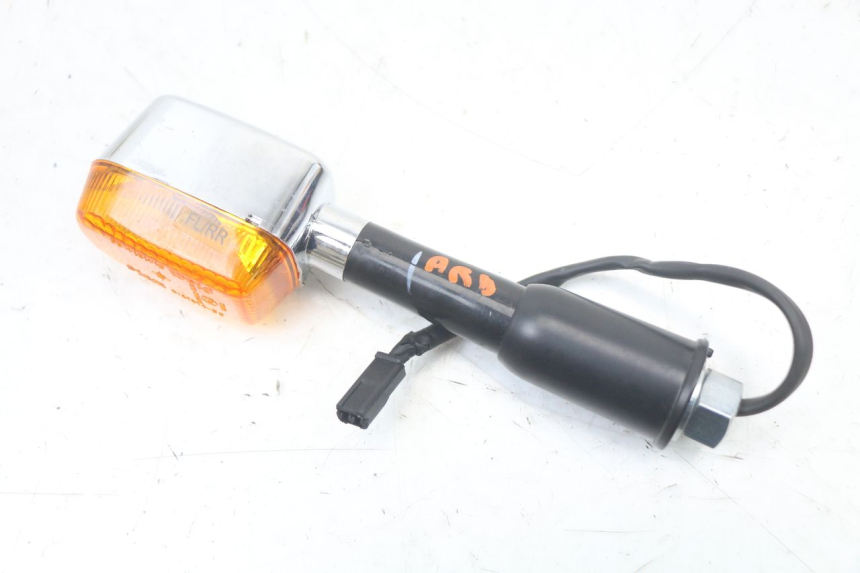 photo de TRASERO DERECHO INTERMITENTE ROYAL ENFIELD CONTINENTAL GT 650 (2019 - 2024) - Vista general del producto