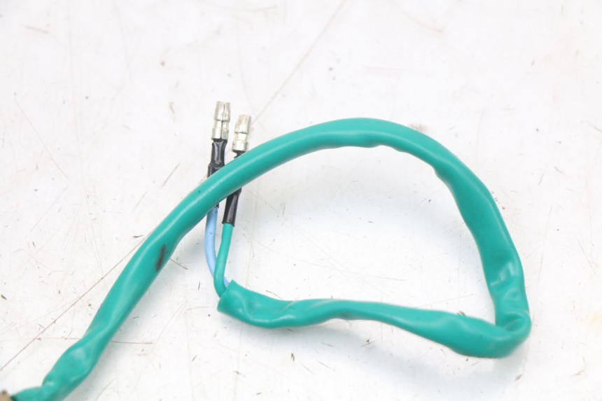 photo de INTERMITENTE TRASERO DERECHO SYM CROX 4T 50 (2016 - 2023) - Detalles de los puntos de fijación