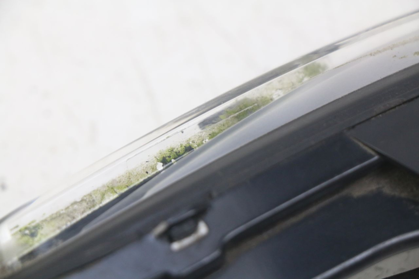 photo de INTERMITENTE TRASERO DERECHO PEUGEOT DJANGO 2T 50 (2014 - 2019) - Detalles de los puntos de fijación