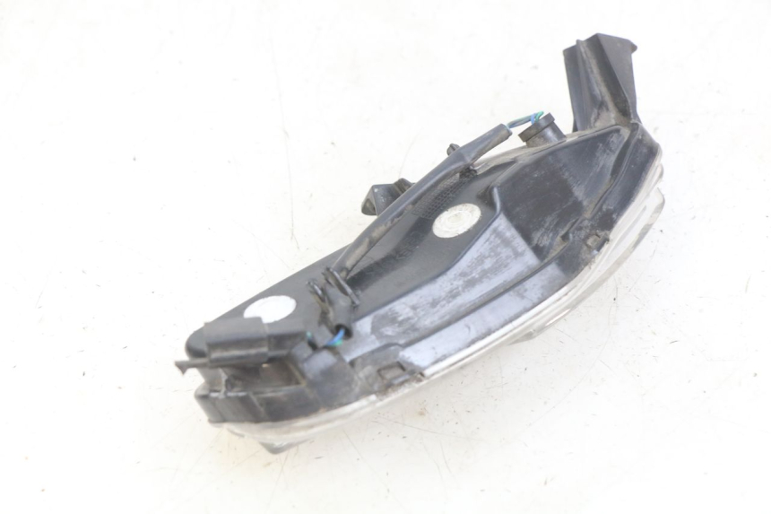 photo de INTERMITENTE TRASERO DERECHO PEUGEOT DJANGO 4T 50 (2014 - 2019) - Primer plano técnico