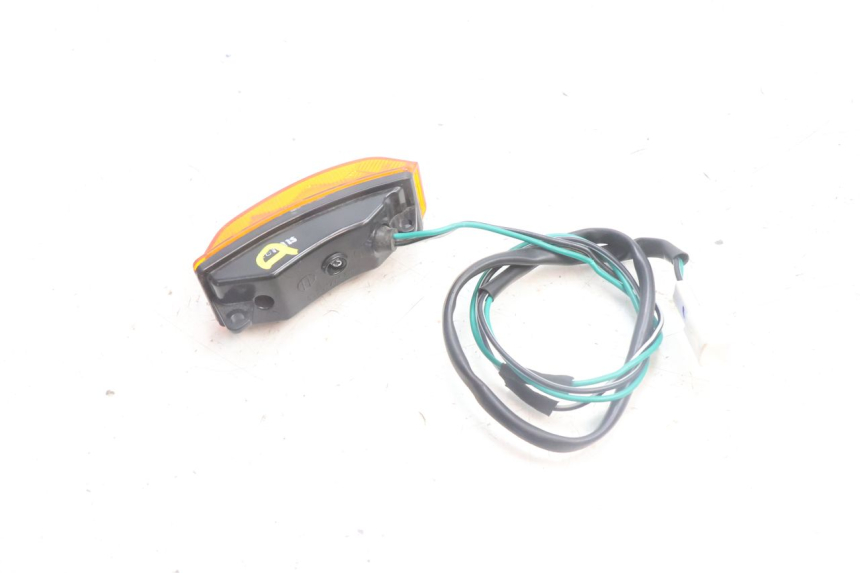 photo de TRASERO DERECHO INTERMITENTE ASKOLL ESPRO 1 - Primer plano técnico