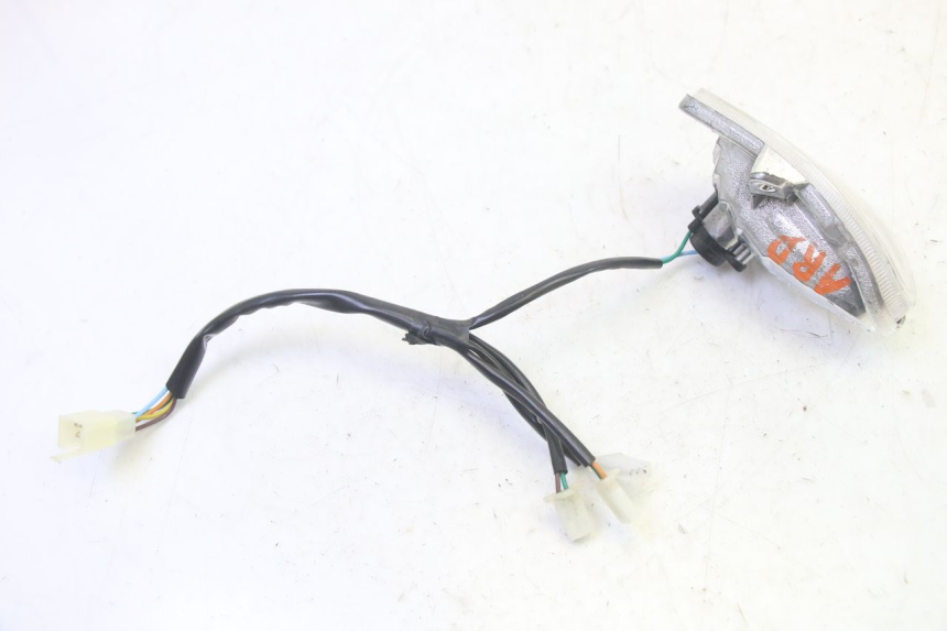 photo de TRASERO DERECHO INTERMITENTE BTC FELICE SPORT 50 - Otra perspectiva