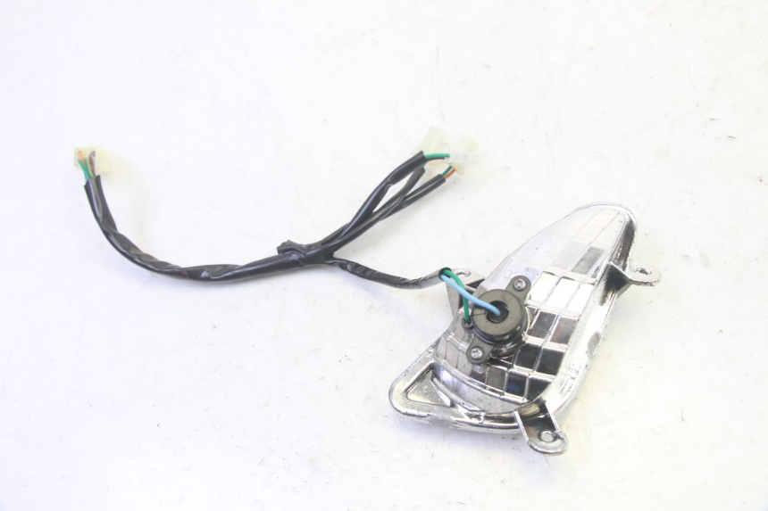 photo de TRASERO DERECHO INTERMITENTE BTC FELICE SPORT 50 - Primer plano técnico