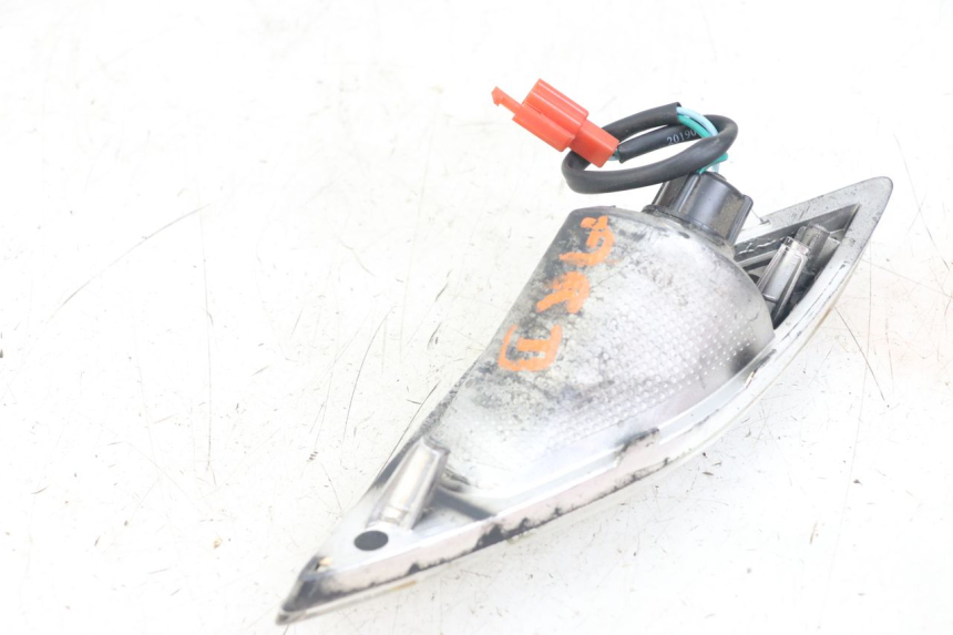 photo de INTERMITENTE TRASERO DERECHO SYM FIDDLE 3 III 125 (2014 - 2020) - Otra perspectiva